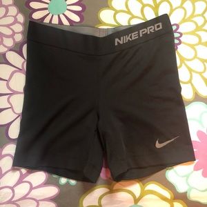 Black Nike Pros